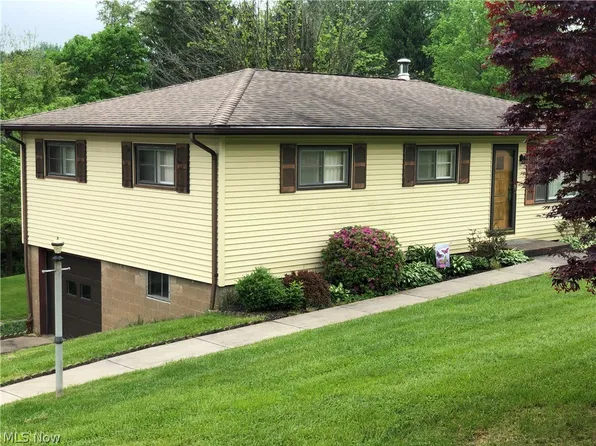 54300 East Rd, Martins Ferry, OH 43935