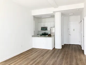 Rented by Domus Realty