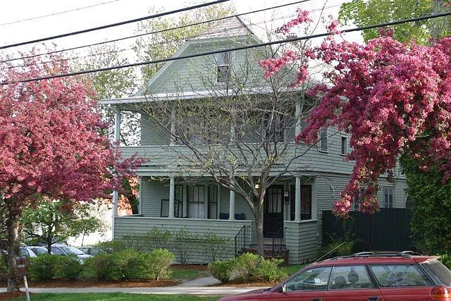 2 bed, 1000 sqft, $2,400 — Photo 4