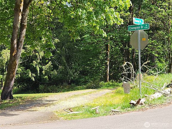 4th image of 12116 SW Fairway Drive