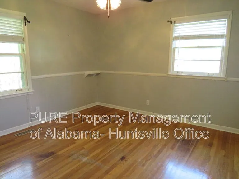 4700 Sparkman Dr NW — Photo 11