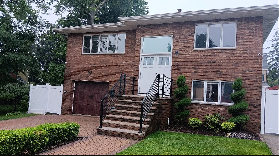 12 Crescent Ave — Photo 2