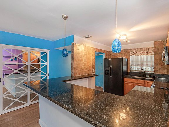 3rd image of 801 W Oakland Park Boulevard #B19