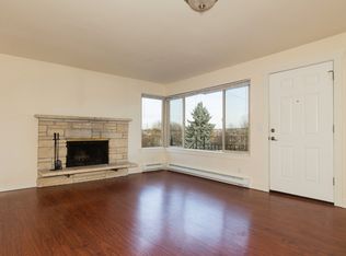 4245 27th Ave W APT 2, Seattle, WA 98199