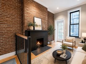 58 Leroy St