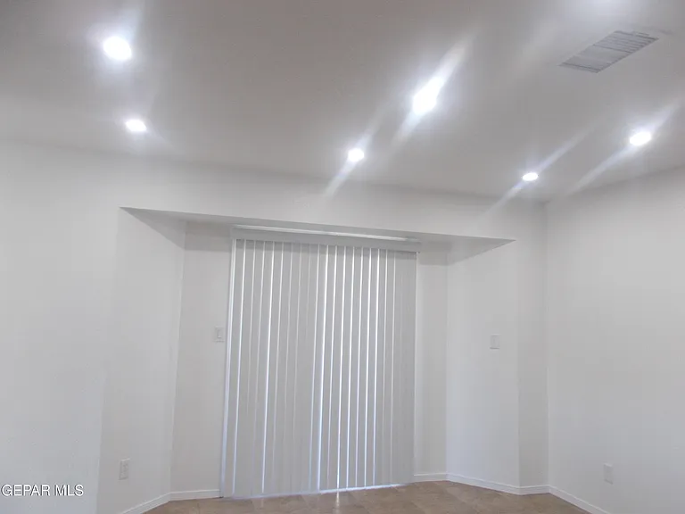 1860 Joan Francis Dr — Photo 10