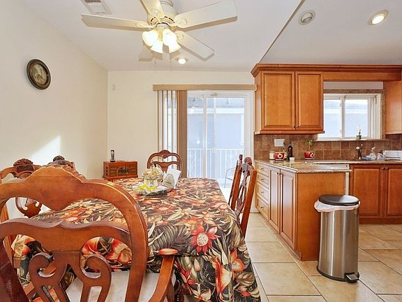 5th image of 80 Freedom Ave #1