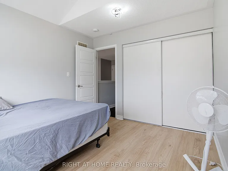 349 Snoek Point — Photo 31