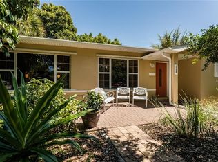 735 38th Ave NE, Saint Petersburg, FL 33704