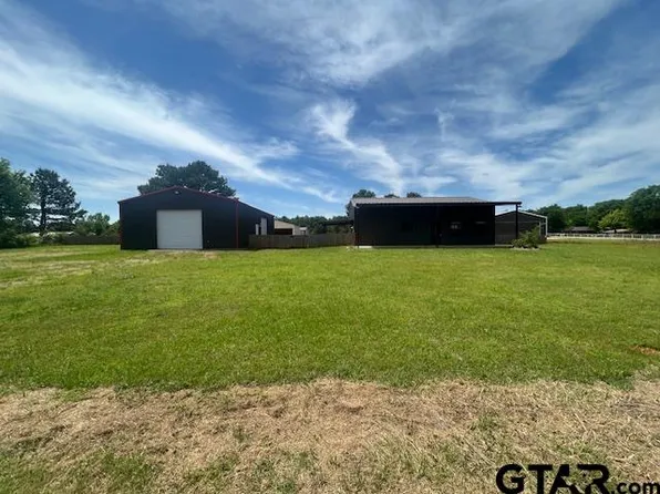 11510 Kitty Hawk Dr, Frankston, TX 75763
