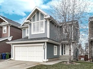 358 S River Heights Dr, Cochrane, AB T4C 0H8