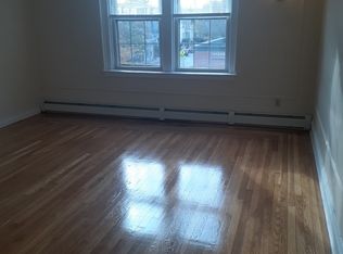 490 Angell St APT 304B, Providence, RI 02906