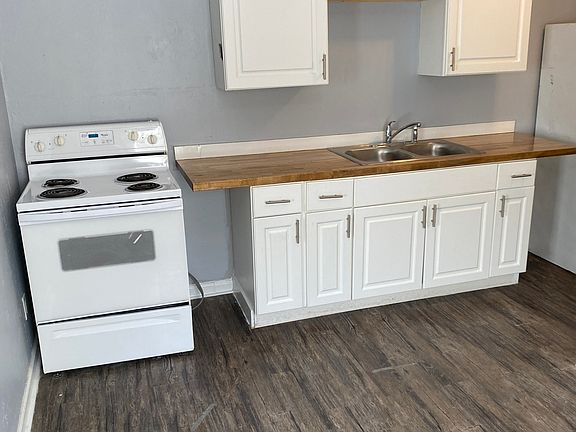 4th image of 2825/2827 Brookside Ave