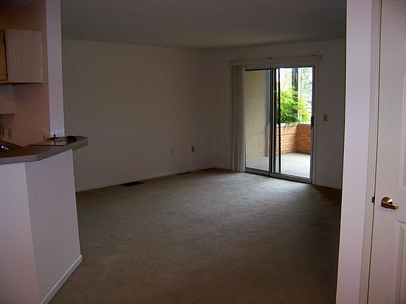 2nd image of 10077 W Lisbon Ave