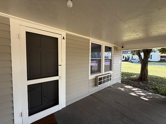 4th image of 20220 Zion Ave #A