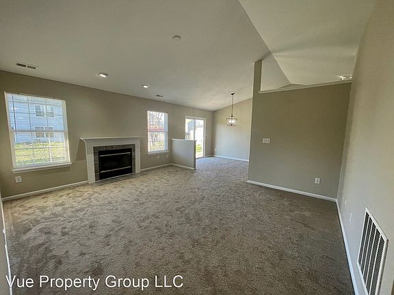 3rd image of 5527 Adina St