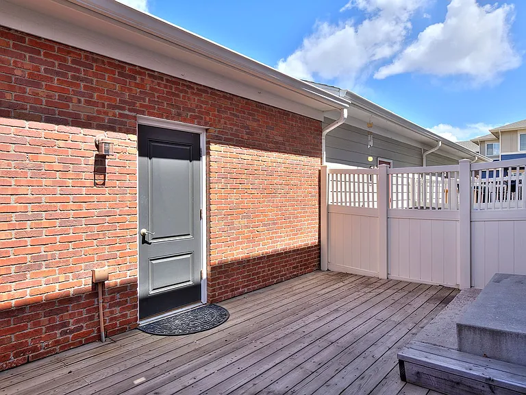 3833 W 118th Pl — Photo 17