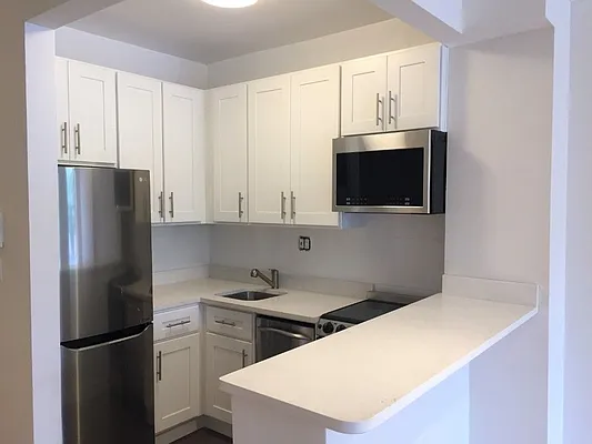 Rented by Union Square Property Management | media 7