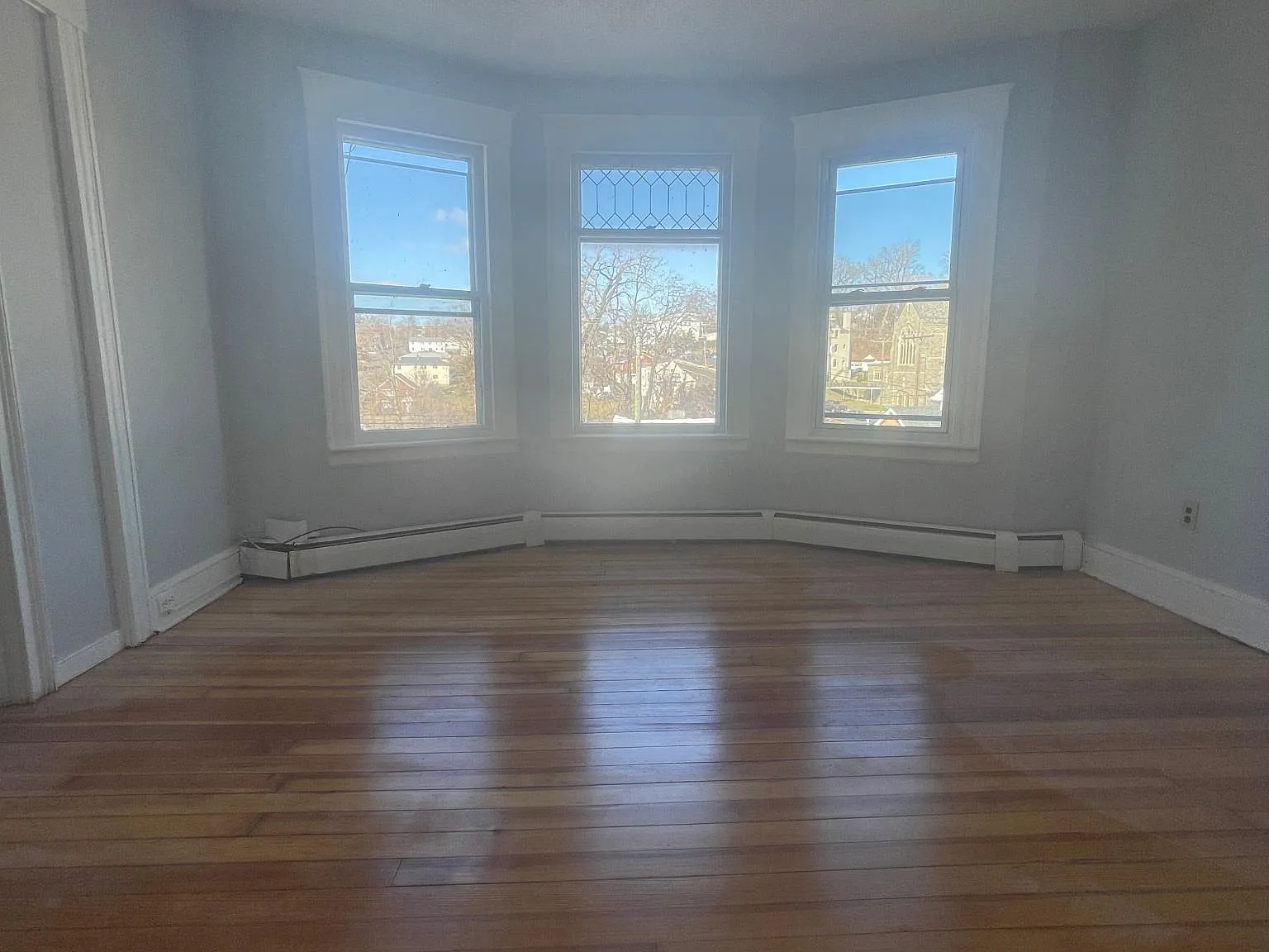 14 Allen St — Photo 4