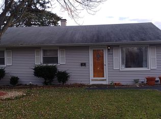 2721 W Florida Ave, Waukegan, IL 60087