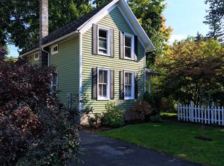 15 Filkins St, Fairport, NY