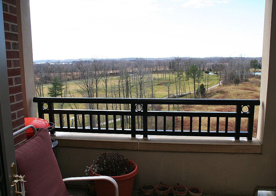 Golf and Water View