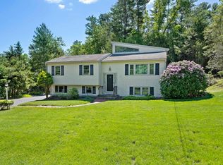 46 Tower Hill Dr, Hanover, MA 02339