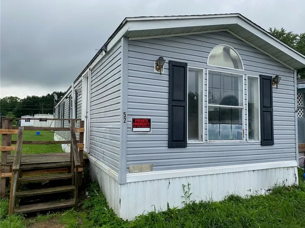 52 Adams St, Newark, NY 14513