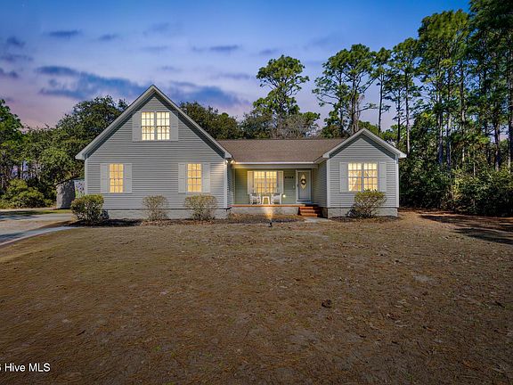 2nd image of 3793 Heron Circle SE