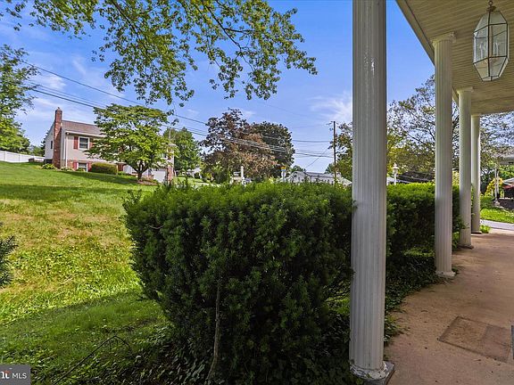 4th image of 120 Homewood Dr