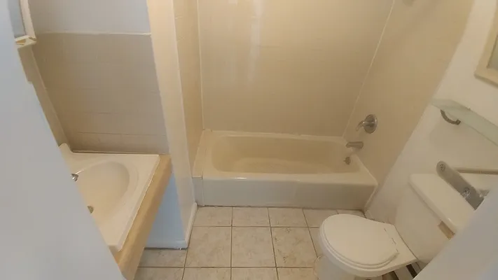 Rented by Downtown Mgt & Realty LLC | media 19