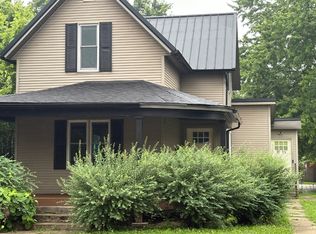 907 S Main St, Goshen, IN 46526