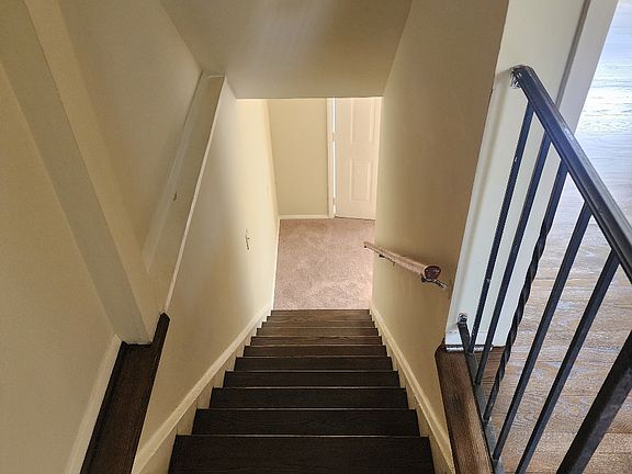 2nd image of 1113 Haverhill Rd #I