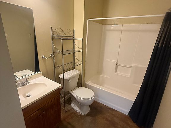 5th image of 108 Vieux Orleans Cir #A
