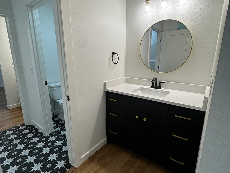 W Wedington Dr — Photo 30