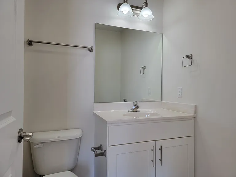 64 Rollins Ln — Photo 11