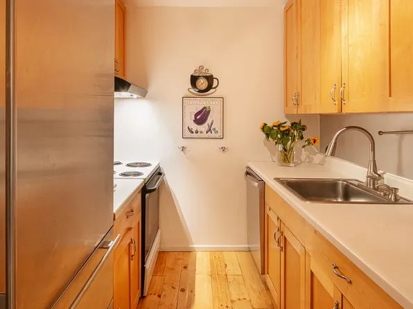 129 Barrow Street image 4 of 9