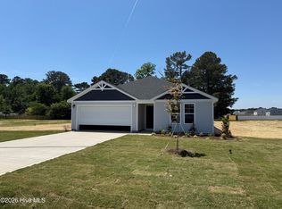 124 Baxley Dr, Dunn, NC 28334