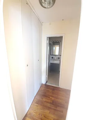 Rented by Smart NY Realty LLC | media 3