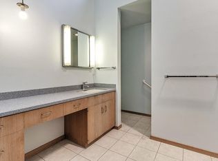 3240 SW 55th Dr, Portland, OR 97221