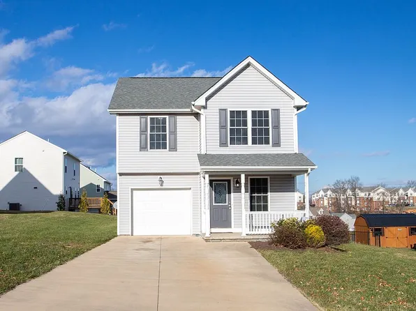 39 Upland Ct, Stuarts Draft, VA 24477