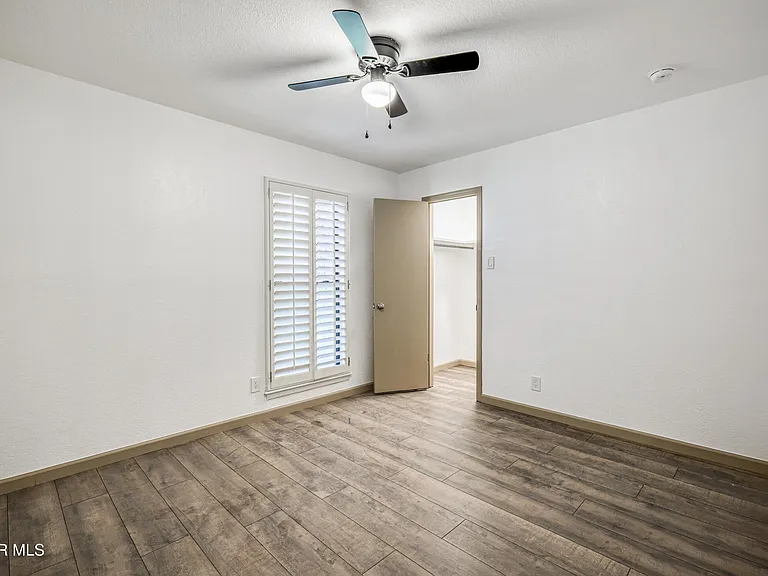 4945 Vista Grande Cir — Photo 16
