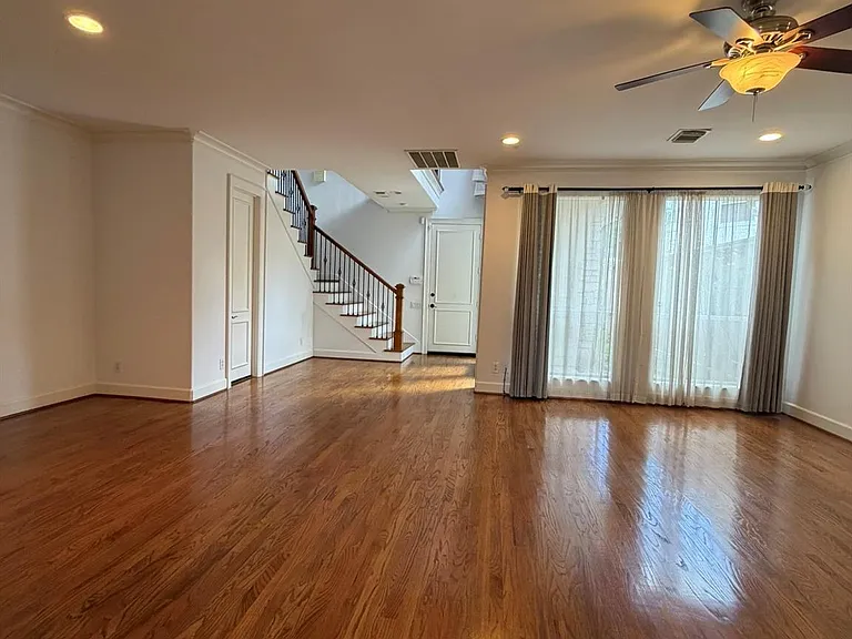 1315 Whispering Pines Dr — Photo 7