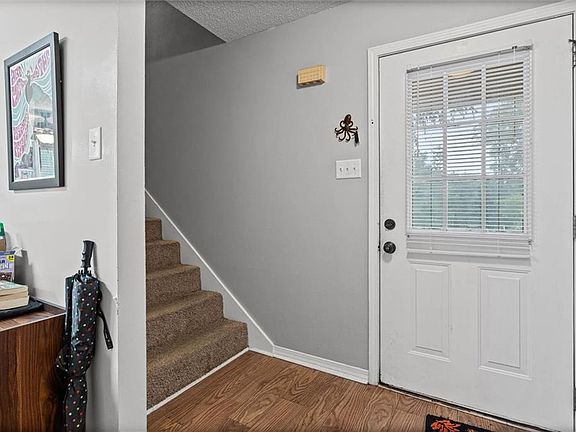 3rd image of 5910 Windham Ct