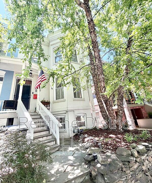 1st image of 420 Q St NW