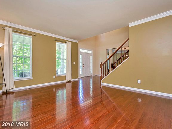 5th image of 10106 Brookrun Ct
