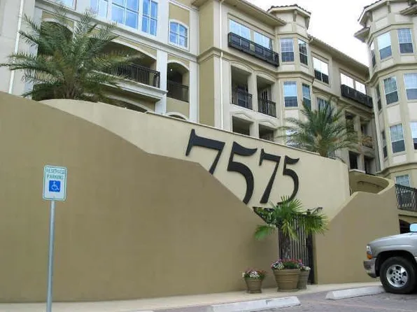 7575 Kirby Dr, Houston, TX