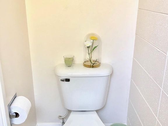 5th image of 27505 Tampa Ave APT 64