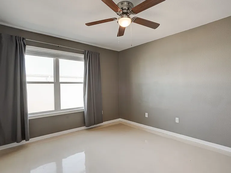 2450 Ashdale Dr #205-D — Photo 15