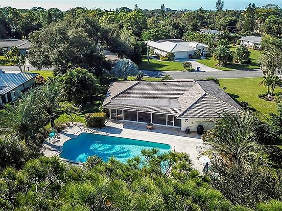 4th image of 304 Cavallini Dr